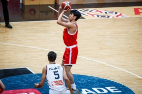 贝博电竞入口 -加时末段广东宏远绝杀压哨：亚冠节点到来，球迷炸锅，身体对抗强度拉满 